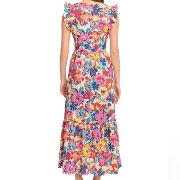 Maggy London | Floral Tiered Maxi Dress with Flatter Sleeves - Picture 3 of 7